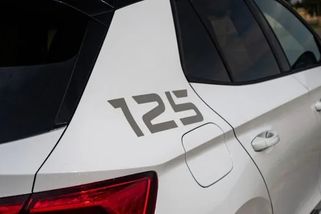 Má označení 125 a je to Škoda, ale o stopětadvacítku nejde. Vyzkoušeli jsme českou raritu